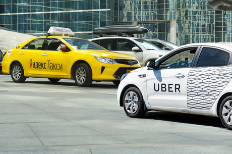 ᒺ :   Uber  .