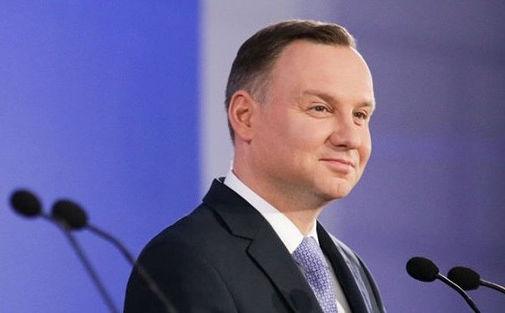 фото Facebook Andrzej Duda Мітингували не даремно – польський президент наклав вето на суперечливі судові законопроекти