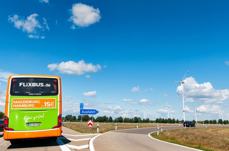 Німецька FlixBus запустила автобусні рейси з Польщі та Чехії в Україну за 5 євро Німецька FlixBus запустила автобусні рейси з Польщі та Чехії в Україну за 5 євро