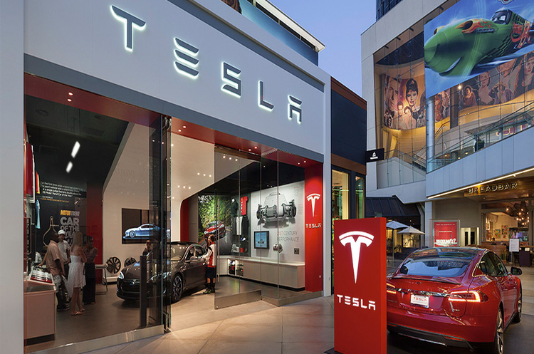 Tesla неохоче розлучається із депозитами на передзамовлення Model 3 Tesla неохоче розлучається із депозитами на передзамовлення Model 3