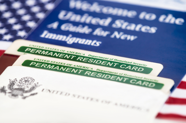 Трамп має намір скасувати лотерею із видачі Green Card Трамп має намір скасувати лотерею із видачі Green Card
