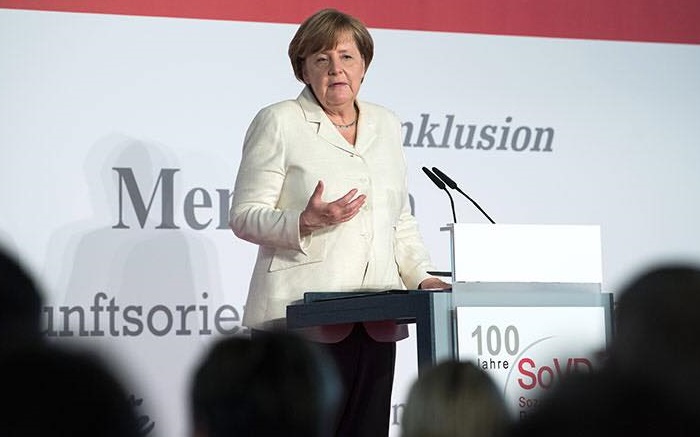 фото Facebook Angela Merkel Меркель виступила проти введення квот на електромобілі в ЄС