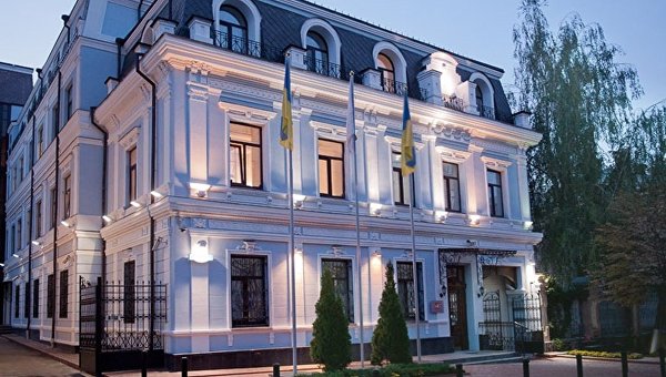 Фото smart-holding.com ГПУ в 7-й раз обшукує «Смарт-Холдинг» нардепа Новинського