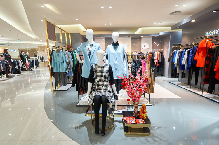 Італійський бренд одягу відкрив найбільший магазин в Києві | Mind.ua