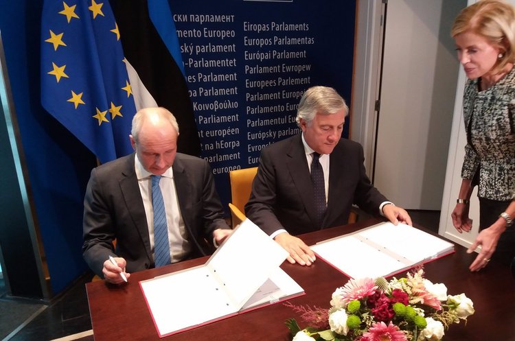 Фото: Twitter Estonian MFA Європарламент підписав торговельні преференції для Україні