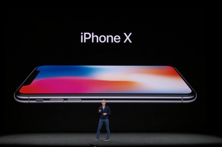 скрін-шот Youtube Стало відомо, коли почнуться попередні замовлення на iPhone X
