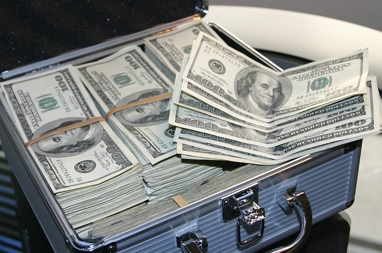 Україна повернулася на ринок капіталу: Мінфін залучив $3 млрд Україна повернулася на ринок капіталу: Мінфін залучив $3 млрд