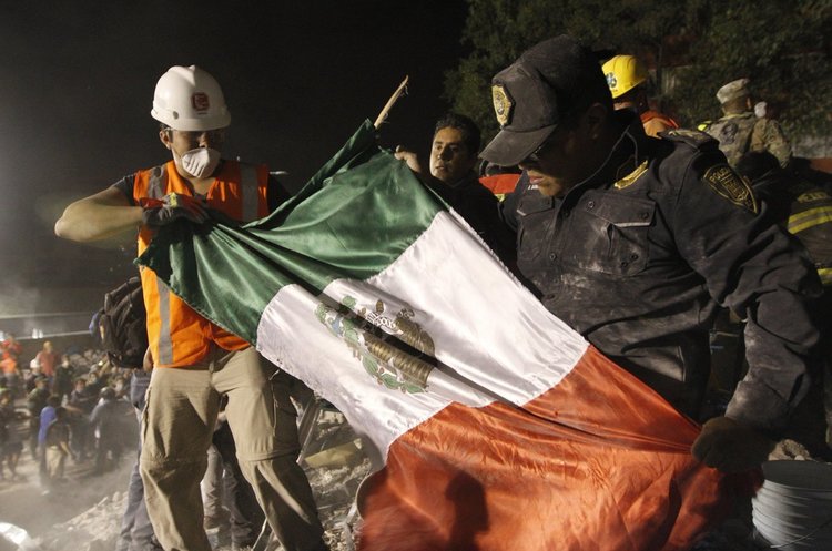 Землетрус в Мексиці: число загиблих перевалило за 200