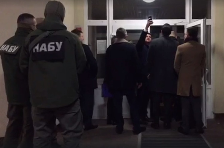 Фото НАБУ НАБУ і САП затримали замміністра оборони та директора департаменту держзакупівель Міноборони