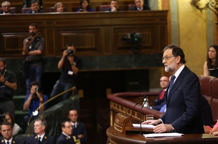 фото Twitter Mariano Rajoy Brey‏ Іспанський прем’єр вимагає, щоб Пучдемон чітко сказав, чи проголошує він незалежність Каталонії