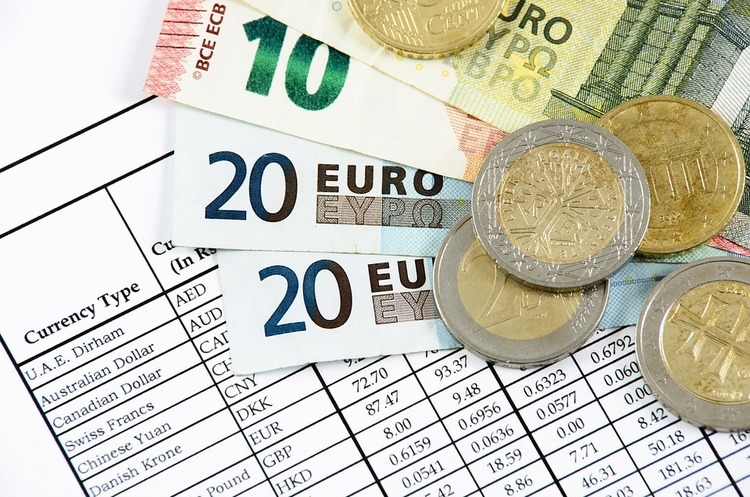 pixabay.com Обмінники зобов’язали наймати охорону