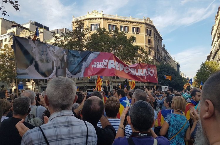 фото twitter.com/Shad0w_S3K Президент Каталонії оголосить у четвер дострокові вибори