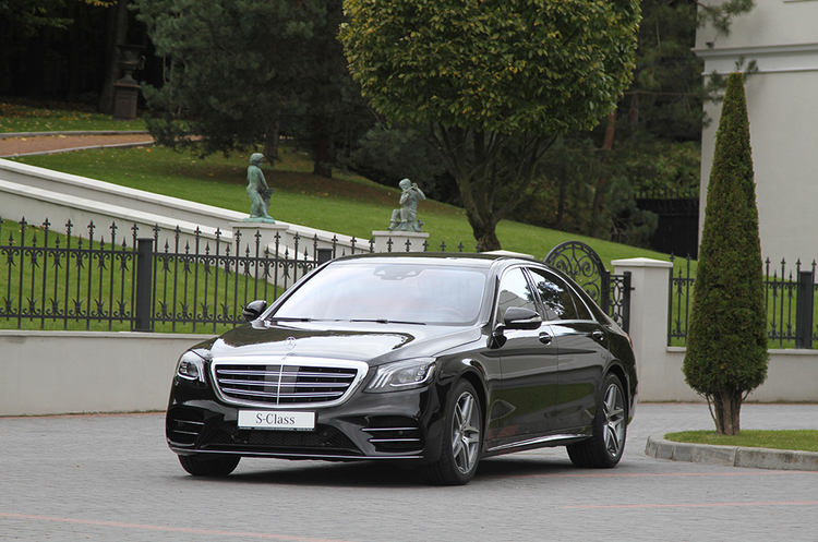 Шлях у майбутнє: рестайлінговий Mercedes-Benz S-класу як вектор руху автомобілебудування Шлях у майбутнє: рестайлінговий Mercedes-Benz S-класу як вектор руху автомобілебудування