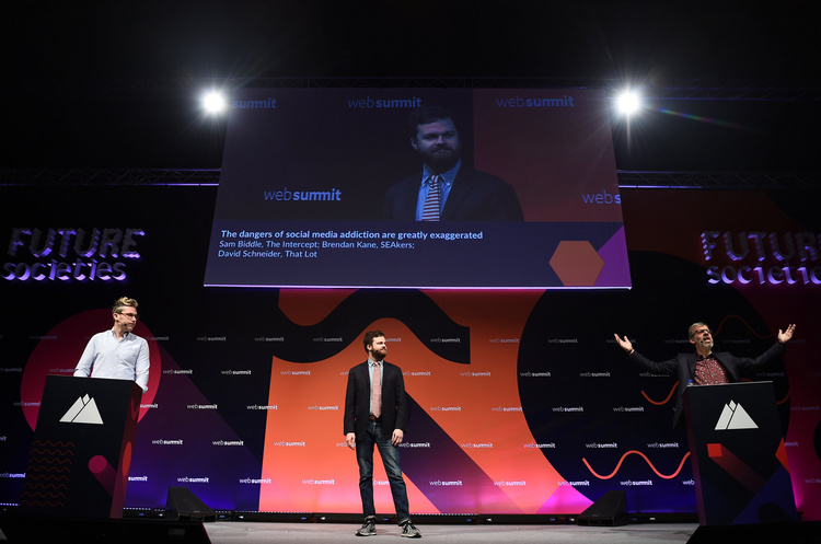 Web Summit 2017: переоценена ли угроза зависимости от соцсетей Web Summit 2017: переоценена ли угроза зависимости от соцсетей