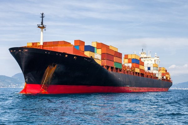 фото porttechnology.org У Китаї спустили на воду перше електричне вантажне судно
