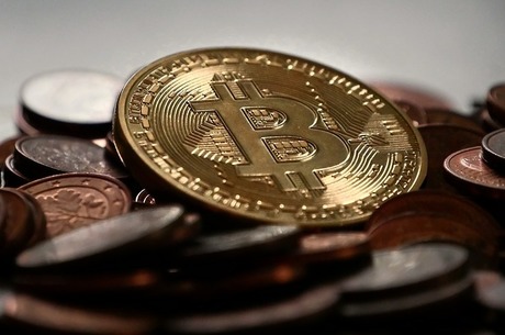  :       $25 