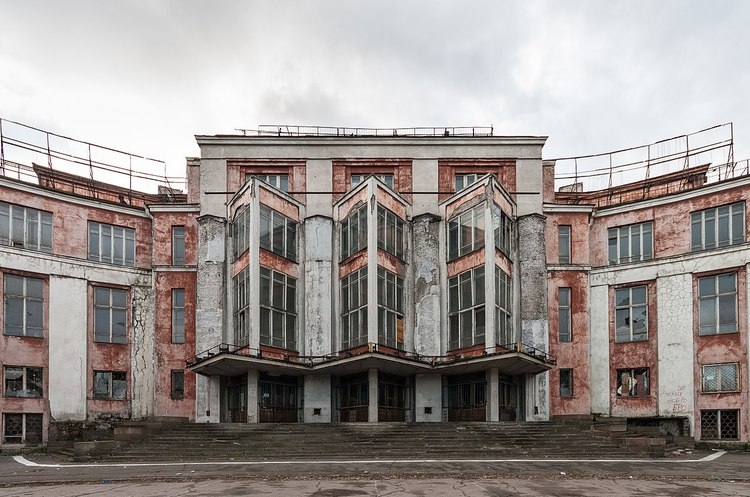 Фото commons.wikimedia.org У Дніпрі продали Палац культури ім. Ілліча за 8 млн грн