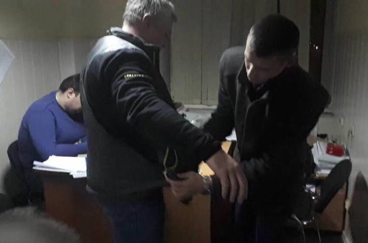 Прокуратура затримала директора компанії, яка займалася в Україні розробкою ПЗ для системи е-декларування Прокуратура затримала директора компанії, яка займалася в Україні розробкою ПЗ для системи е-декларування