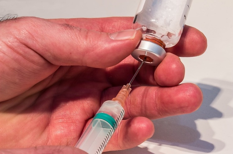 ВООЗ підозрює Sanofi у виробництві неякісної вакцини ВООЗ підозрює Sanofi у виробництві неякісної вакцини