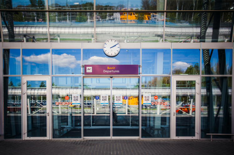 Аеропорт Львів веде переговори з лоукостером easyJet та іспанською авіакомпанією Аеропорт Львів веде переговори з лоукостером easyJet та іспанською авіакомпанією