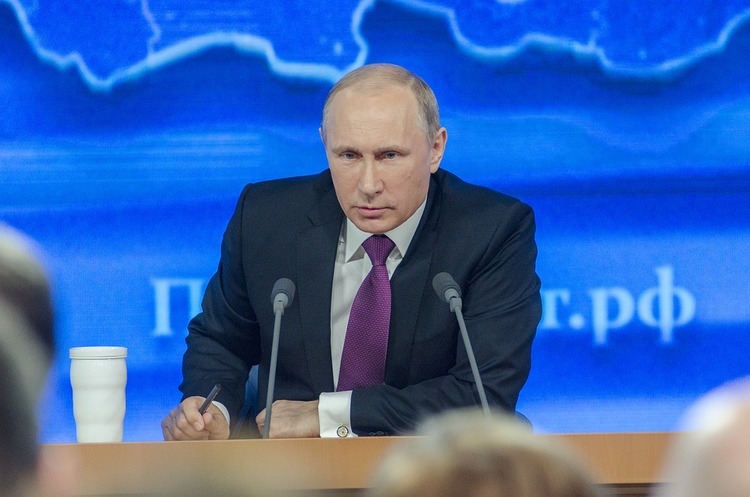 Путін наказав виводити російські війська з Сирії Путін наказав виводити російські війська з Сирії