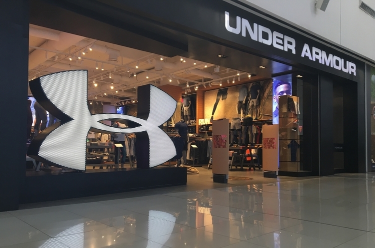 «Невдалий рік»: прибутки Under Armour впали на 30% з 2016-го «Невдалий рік»: прибутки Under Armour впали на 30% з 2016-го