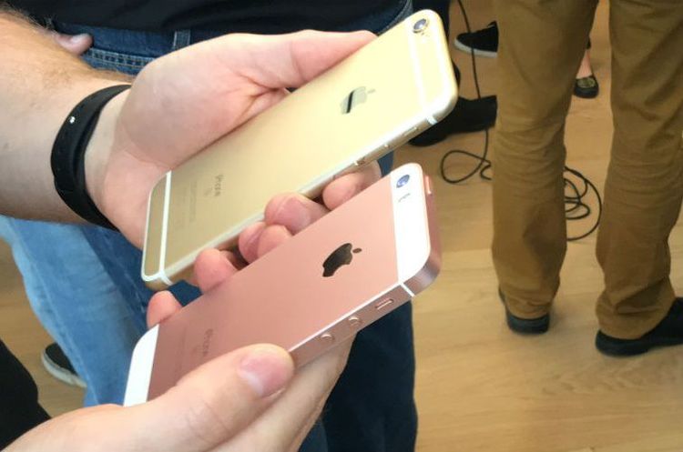 theyouthmagazine.com Apple пояснила, чому її старі «айфони» з часом працюють повільніше