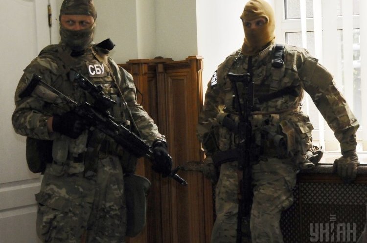 Фото УНІАН Підполковника СБУ викрито на співпраці зі спецслужбами РФ