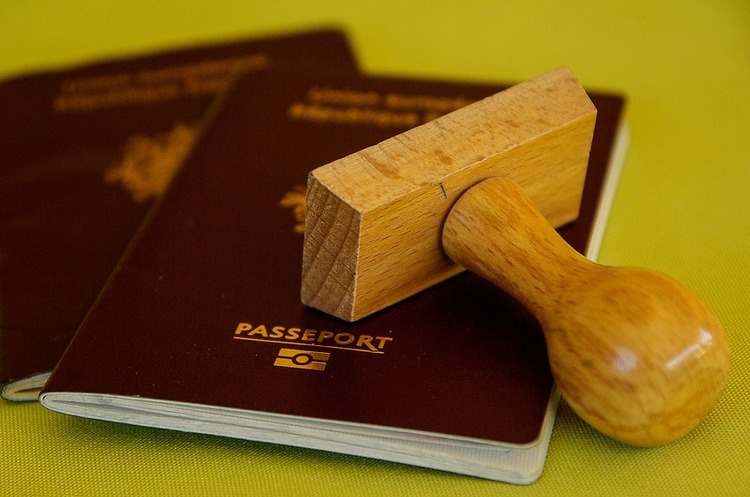 Британія повернеться до своїх традиційних паспортів після Brexit Британія повернеться до своїх традиційних паспортів після Brexit