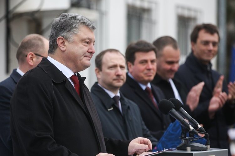 Під кінець 2018 року долар коштуватиме 30,10 гривні - експерт Під кінець 2018 року долар коштуватиме 30,10 гривні - експерт
