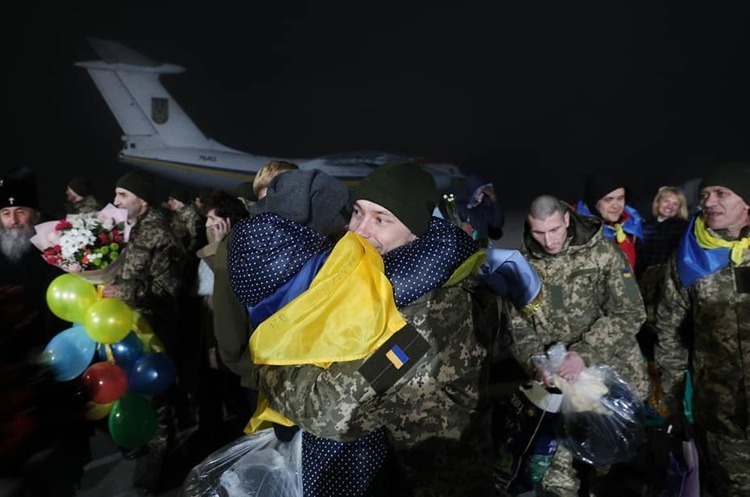 Мін’юст: переговори щодо звільнення решти заручників відбудуться 5 січня Мін’юст: переговори щодо звільнення решти заручників відбудуться 5 січня
