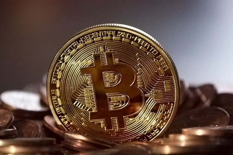 За останню добу вартість біткойна впала на 14% За останню добу вартість біткойна впала на 14%