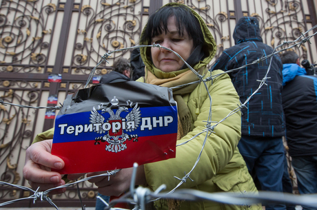 Яркая иллюстрация: как и зачем Рада голосовала за реинтеграцию Донбасса