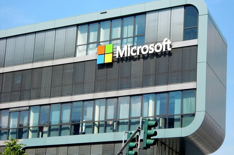 Дистриб'ютори в США ввели обмеження на продаж продукції Microsoft у Росії Дистриб'ютори в США ввели обмеження на продаж продукції Microsoft у Росії