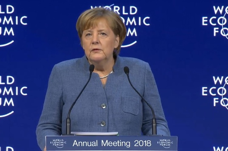 Меркель у Давосі: «З обранням Макрона Європа отримала новий шанс»