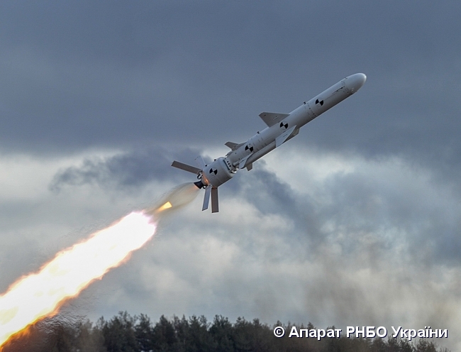 Перші випробування українських крилатих ракет пройшли успішно (ФОТО) Перші випробування українських крилатих ракет пройшли успішно (ФОТО)