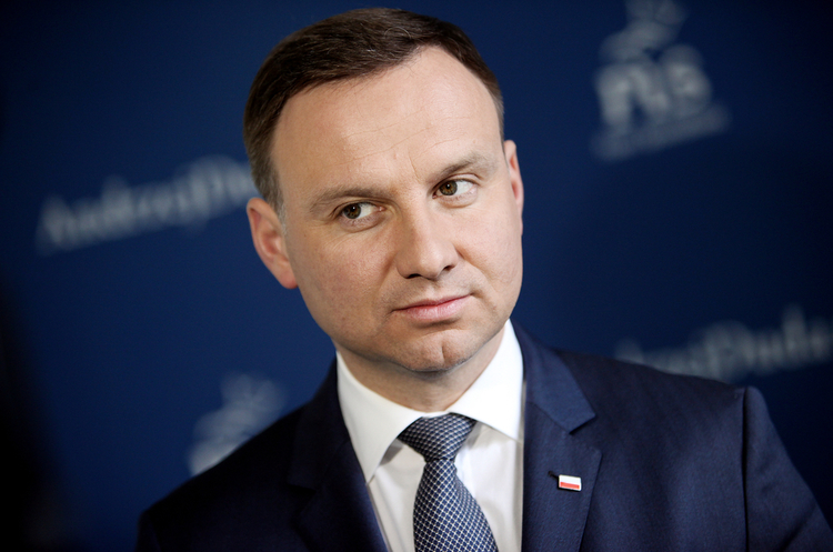 Президент Польщі підписав скандальний закон про заборону «бандерівської ідеології» Президент Польщі підписав скандальний закон про заборону «бандерівської ідеології»