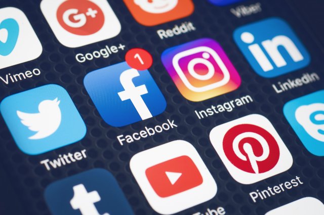 фото Shutterstock В Росії можуть заблокувати Youtube та Instagram