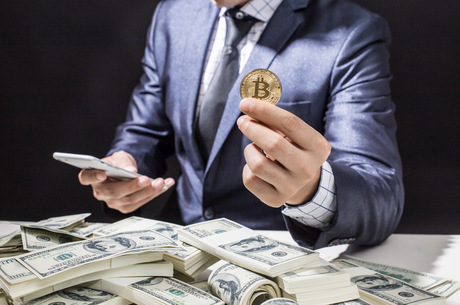  :        $10 000