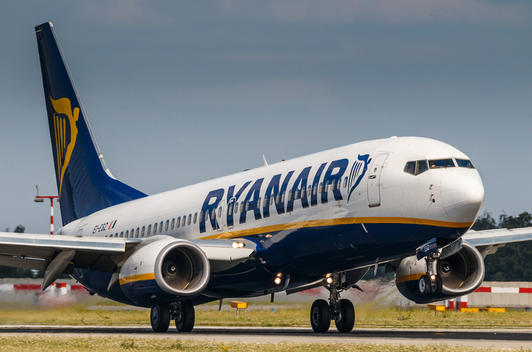Менеджери Ryanair відлетіли з Борисполя після успішних переговорів – Омелян Менеджери Ryanair відлетіли з Борисполя після успішних переговорів – Омелян