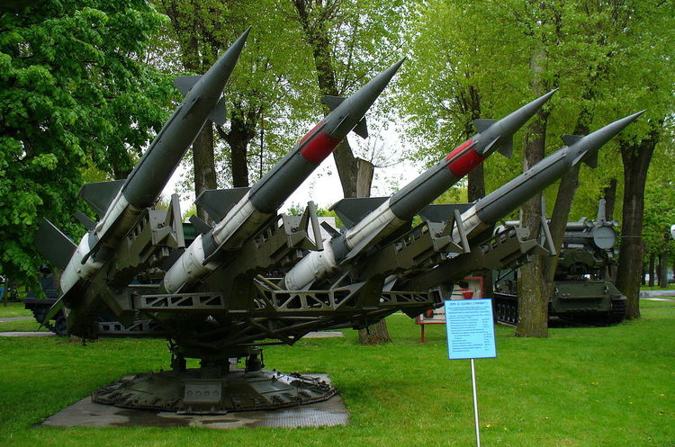 Пускова установка ЗРК С-125М1 "Нева". Музей ВПС ЗС України, Вінниця Білоруський ВПК: підйом або шлях у нікуди
