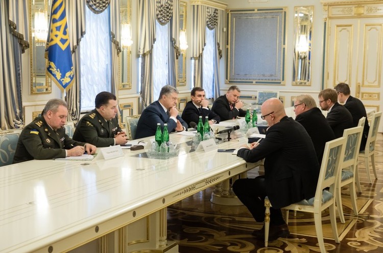 фото Офіційний сайт Президента України Порошенко: «Газпром» використовує газ як інструмент політичного тиску