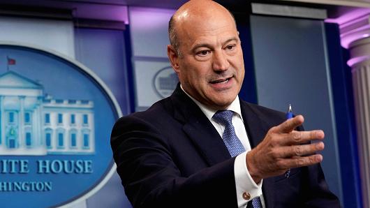 Радник Трампа звільняється через ініціативу президента ввести нові тарифи на сталь та алюміній Радник Трампа звільняється через ініціативу президента ввести нові тарифи на сталь та алюміній