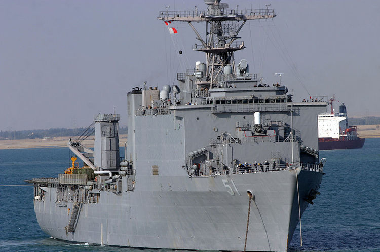 До акваторії Чорного моря увійшло судно ВМС США із піхотинцями на борту До акваторії Чорного моря увійшло судно ВМС США із піхотинцями на борту