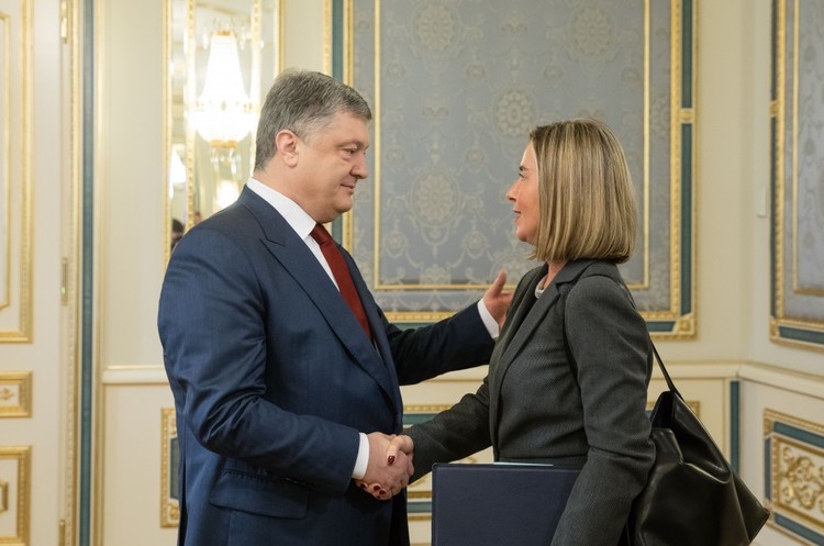 фото Офіційний сайт Президента України ЄС не визнає результатів виборів президента Росії в Криму – Могеріні