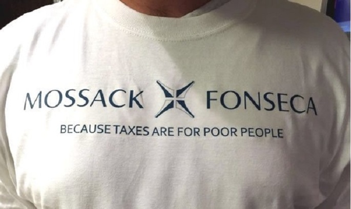 Twitter @MossackFonseca_ Юрфірма Mossack Fonseca, фігурант «панамських паперів», закрилася через офшорний скандал