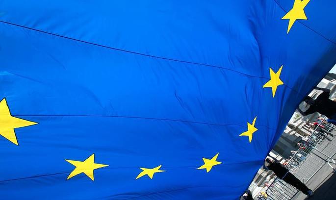 Фото: facebook.com/EuropeanCommission ЄС тимчасово відкликав свого посла з Росії