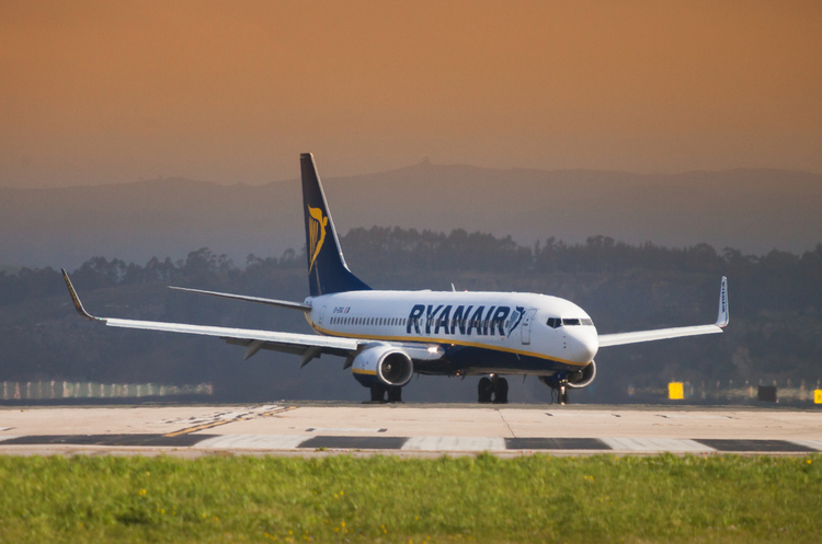 Міжнародні аеропорти Бориспіль (Київ) і Львів підписали договори з Ryanair Міжнародні аеропорти Бориспіль (Київ) і Львів підписали договори з Ryanair