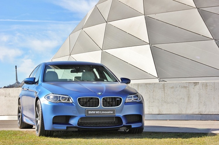 Сполучені Штати позиваються проти BMW через шкідливі викиди Сполучені Штати позиваються проти BMW через шкідливі викиди
