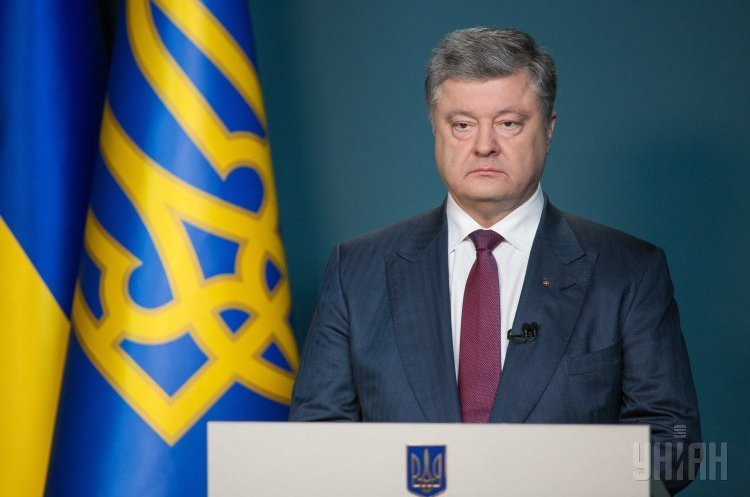Порошенко вирішив, що час скасовувати е-декларування для ГО, за 3 дні до дедлайну Порошенко вирішив, що час скасовувати е-декларування для ГО, за 3 дні до дедлайну